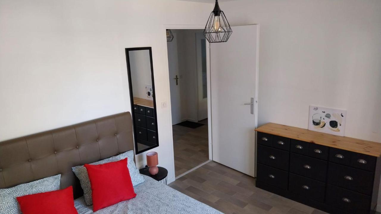 Appartement Cosy - Disneyland & Villages Nature Villeneuve-Saint-Denis Eksteriør billede